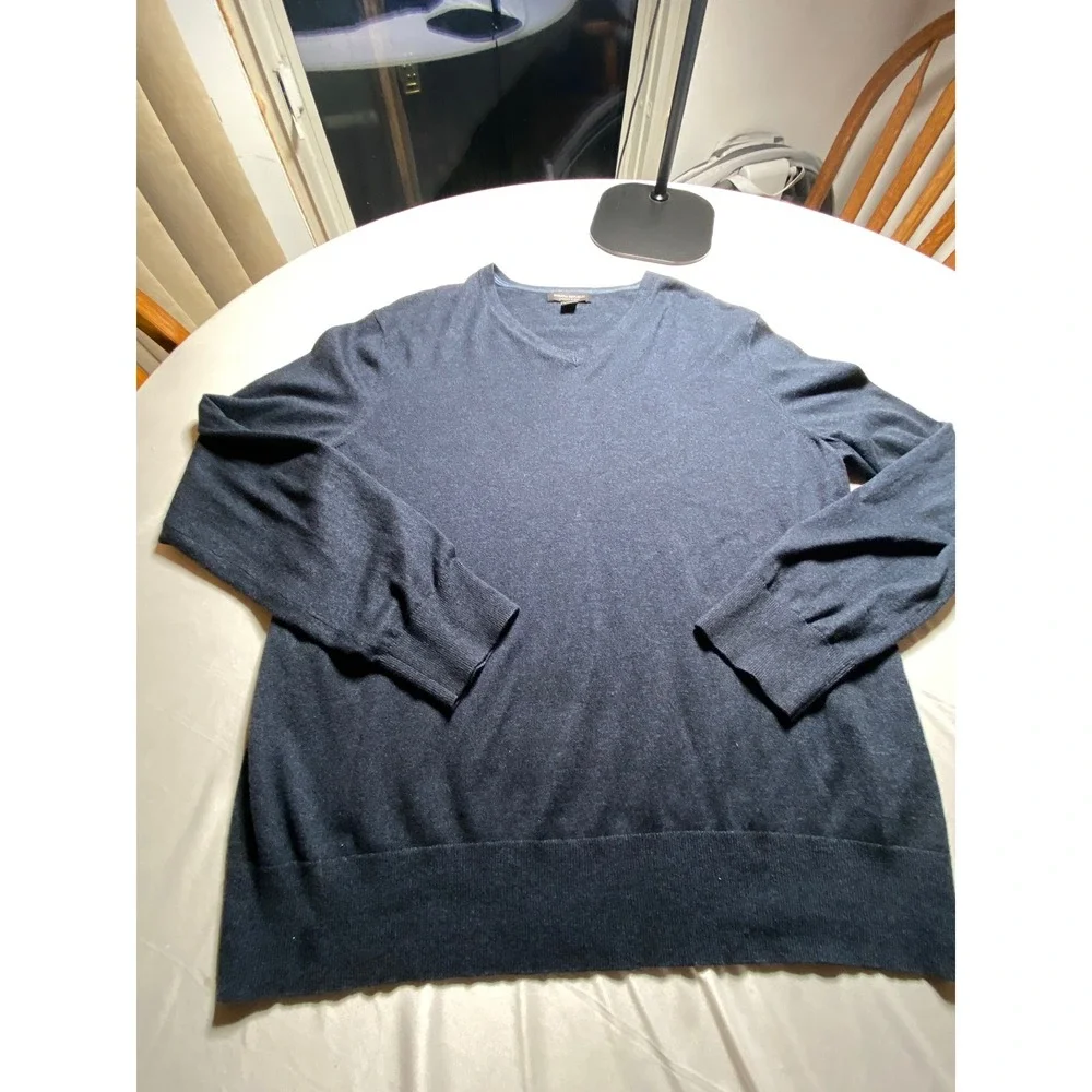Banana Republic Luxury Blend Silk Cotton Cashmere V-Neck Sweater Navy Blue XL